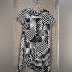 Calvin Klein Dress: Size 10    (10/10)